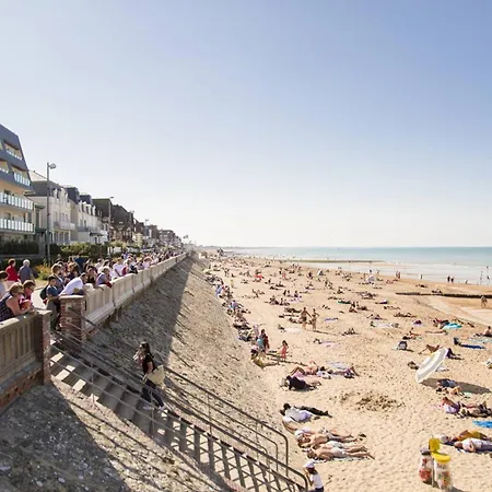 A Deux Pas De La De Cabourg, Balcon, Wifi, Parking Gratuit ! - Fr-1-788-29 Cabourg